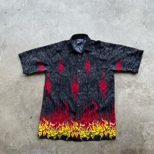 vintage y2k flame buttonup shirt skater 00s fits mens S
